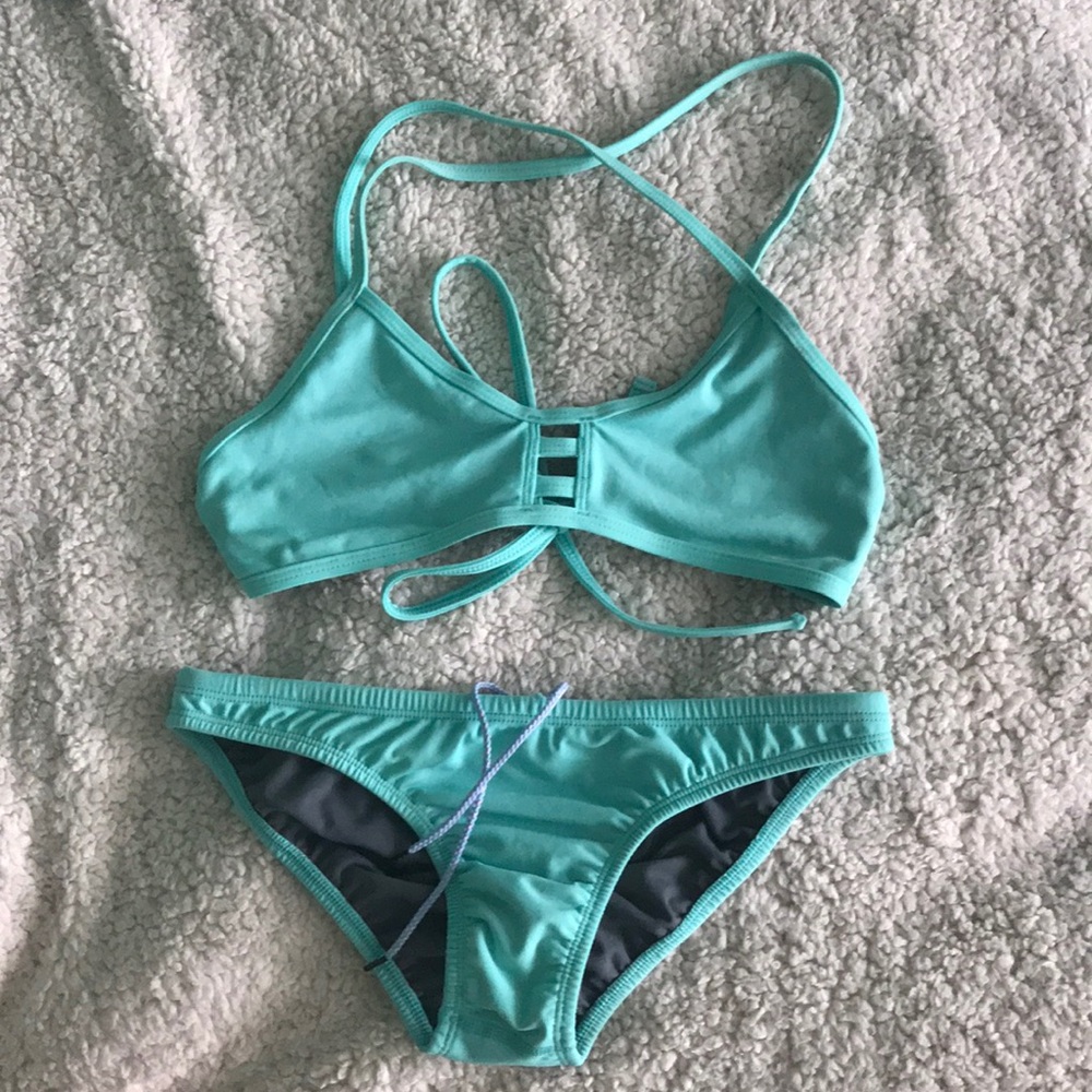 Jolyn TOP & BOTTOM Bikini